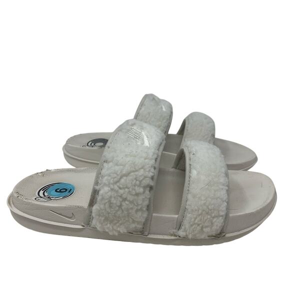 Nike Off Court Duo Sherpa Sandal Womens Size 6 - Picture 1 of 8